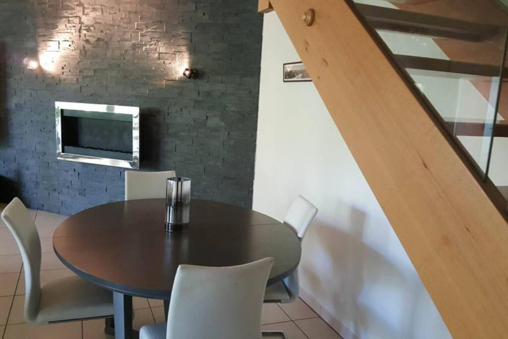 Superbe Duplex Au Nouveau Bassin Avec Vue Superbe Mulhouse Exterior foto